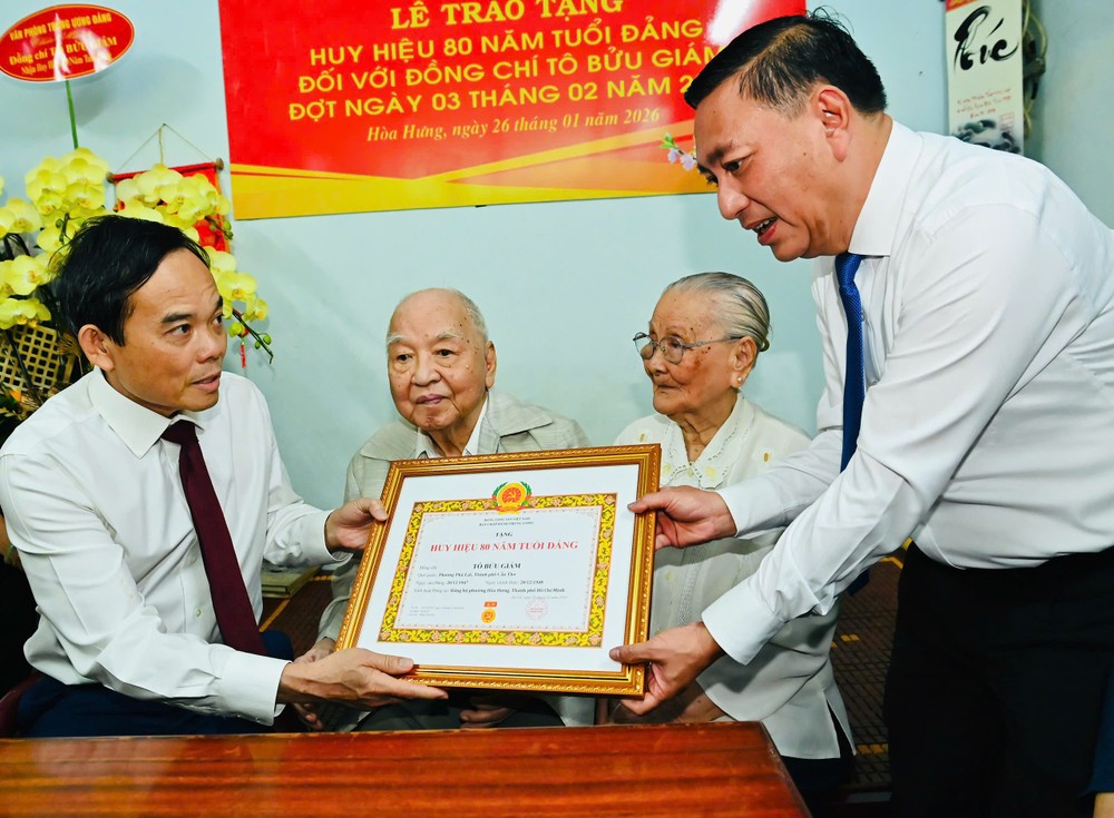 2  2404053855006777393-9936-5059.jpg