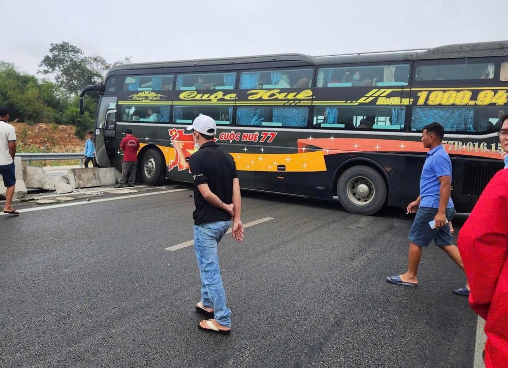 2  z7523631811697d57a44182b0c8b5355a126af76c07dc6-17707823992861440357371.jpg