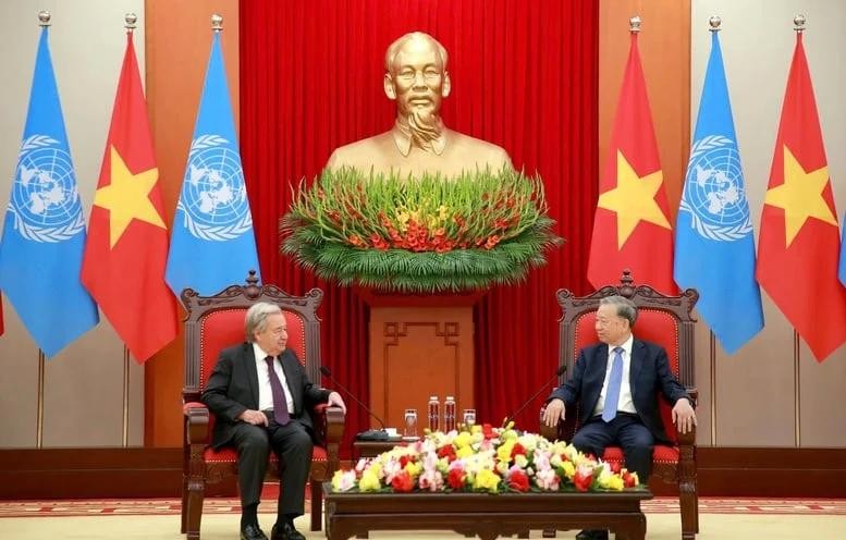 苏林总书记会见联合国秘书长安东尼奥·古特雷斯。图：VGP