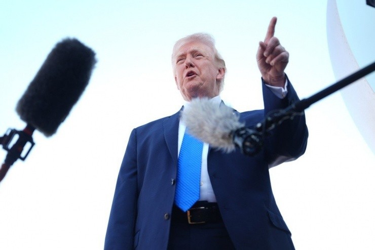 美国总统唐纳德·特朗普于3月23日向媒体发表讲话。图：美联社