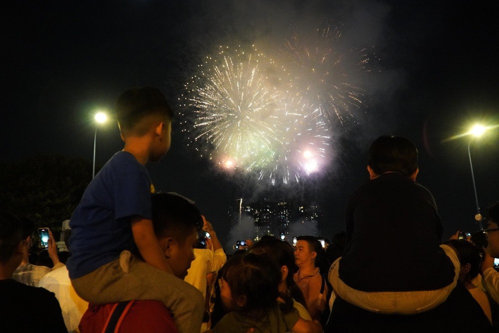 胡志明市将燃放烟花庆祝南方解放及国家统一51周年。