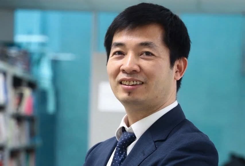 阮廌大学金融银行科CEO阮光辉专家。