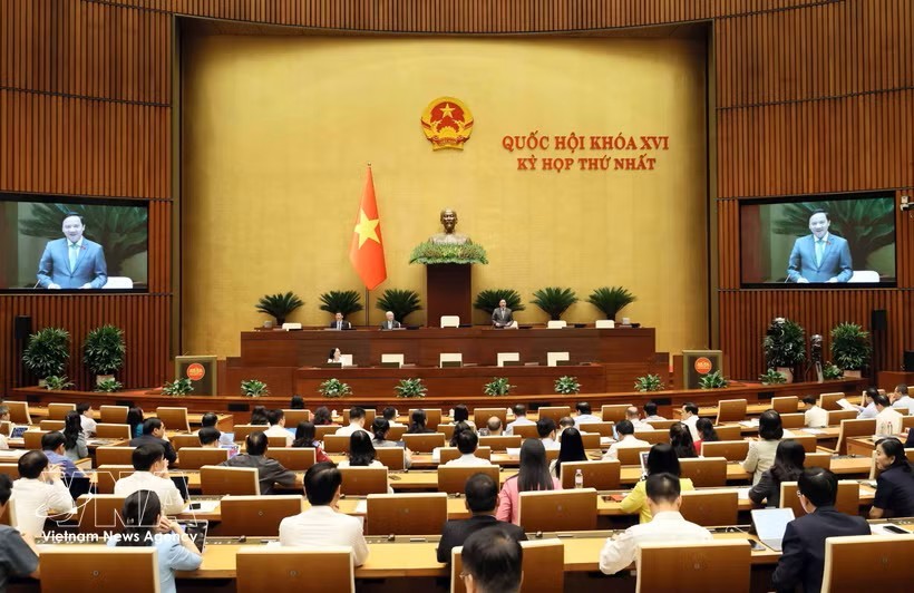 国会副主席阮克定主持会议。图：越通社