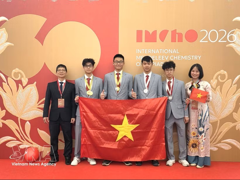 4名越南学生在门捷列夫国际化学奥林匹克竞赛中全部夺牌。图：越通社
