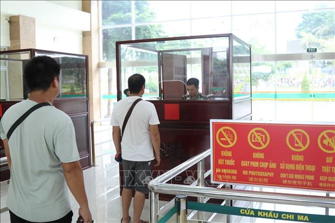 职能力量灵活调度出入境活动。