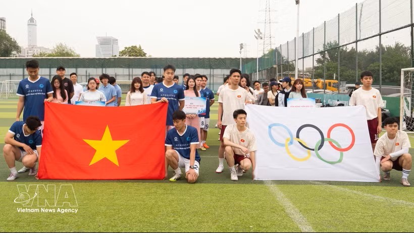 2026年体育盛会吸引了来自北京、天津各高校的众多留学生参与。图：越通社