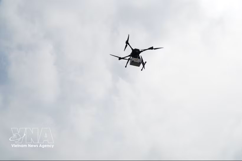 胡志明市开通首条跨海无人机邮政航线。图：越通社