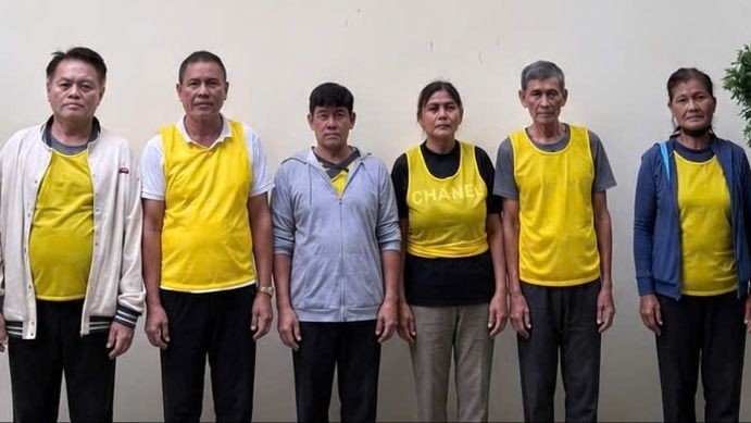 胡志明市公安厅调查警察机关对6名设局诈骗游客的外籍嫌犯作出案件、嫌犯起诉决定并执行拘留。