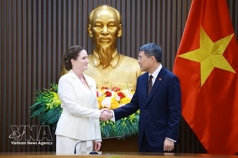 越南政府总理黎明兴会见新西兰驻越大使。图：越通社