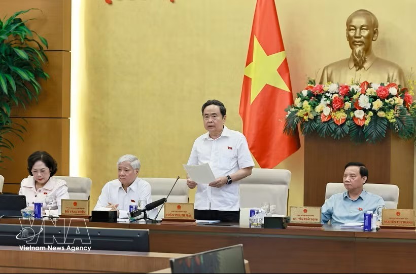 国会主席陈青敏在会议上发表讲话。图：越通社
