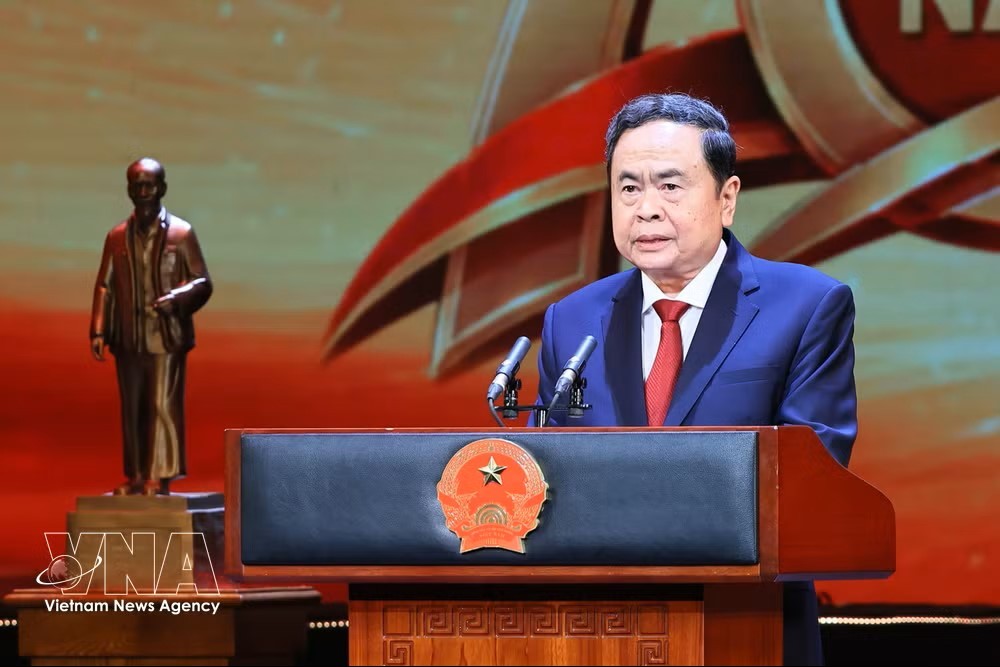 国会主席陈青敏发表讲话。图：越通社
