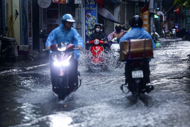 北部和中部北面即将迎来持续强降雨天气。