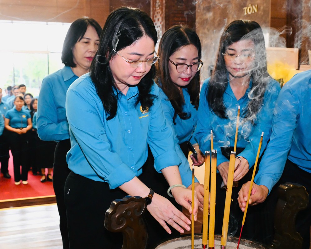 4 can-b0-cong-doan-dang-huong-tuong-nho-bac-ton.jpg