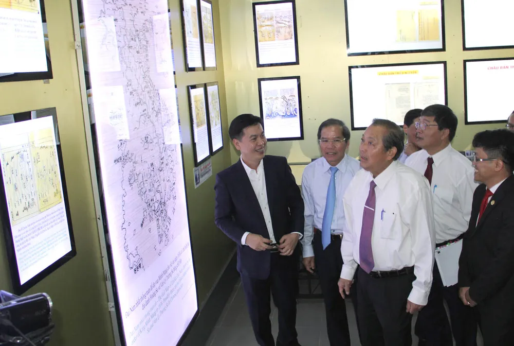 Giới thiệu di sản Mộc bản triều Nguyễn với cộng đồng quốc tế ảnh 1