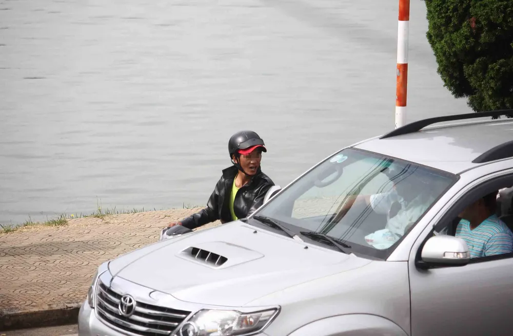 Hàng chục “cò” đặc sản ở Đà Lạt bị "sờ gáy" ảnh 2