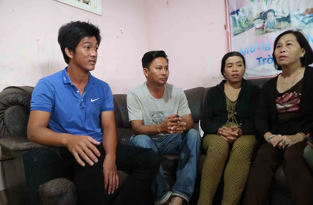 Khen thưởng nam thanh niên lao xuống sông cứu sống 2 nữ sinh ảnh 1