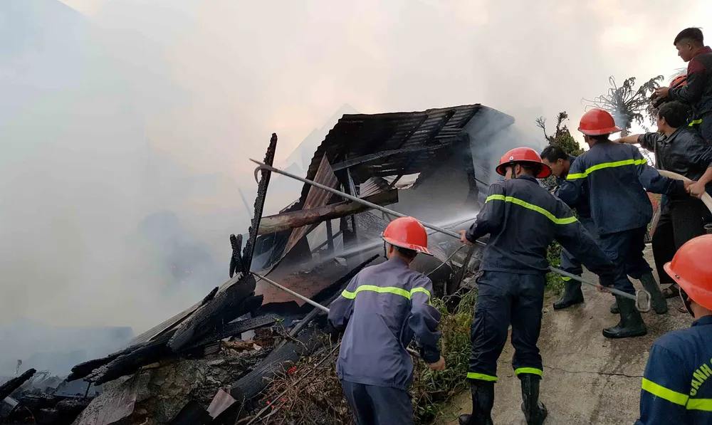 Hỏa hoạn thiêu rụi một căn nhà ở Đà Lạt ảnh 2