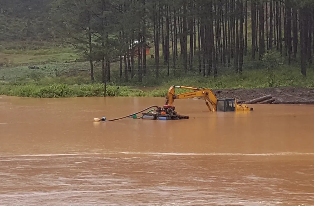 Lâm Đồng: 3 người chết, hàng trăm căn nhà tốc mái do bão ảnh 5