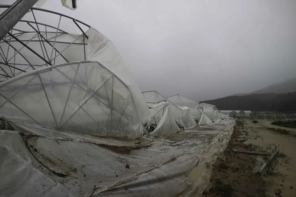 Lâm Đồng: 3 người chết, hàng trăm căn nhà tốc mái do bão ảnh 9