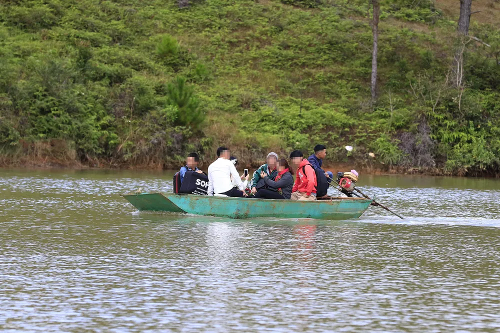 VIDEO: Tái diễn hoạt động du lịch chui trên hồ Suối Vàng - Đà Lạt ảnh 4