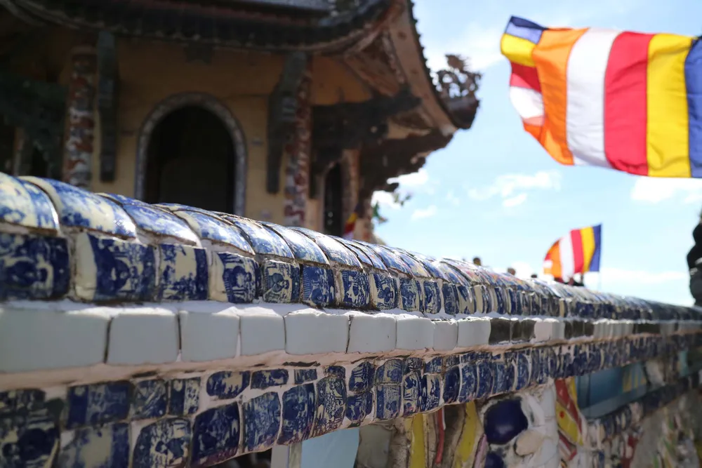 Xác lập kỷ lục Tượng Phật bằng hoa bất tử lớn nhất thế giới ảnh 4