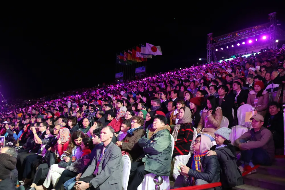 Đêm khai mạc Festival Hoa Đà Lạt đầy sắc màu ảnh 2