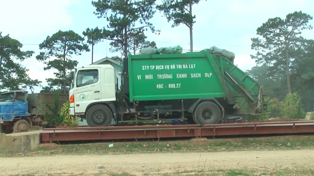 Nhà máy xử lý chất thải rắn Đà Lạt chôn trái phép hàng chục ngàn tấn rác ảnh 5
