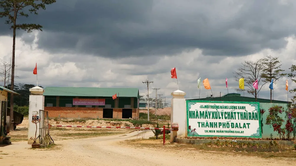 Nhà máy xử lý chất thải rắn Đà Lạt chôn trái phép hàng chục ngàn tấn rác ảnh 3