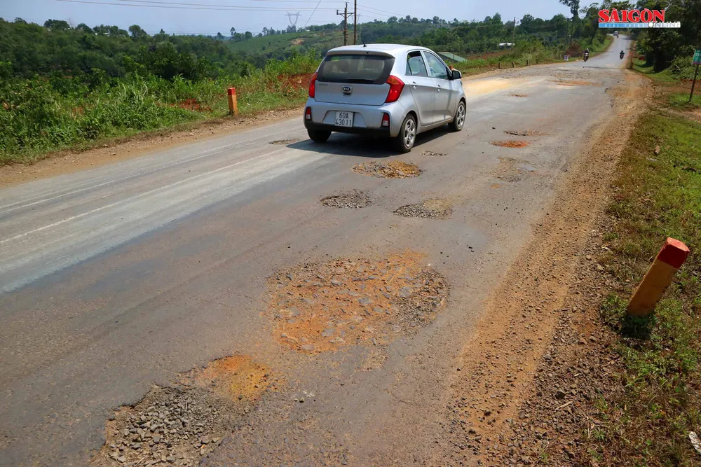 Tan nát đường cửa ngõ thị xã Gia Nghĩa ảnh 2