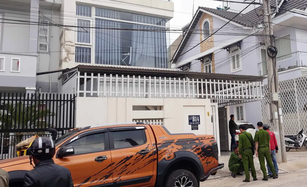 Phát hiện “kho” súng đạn của nhóm nghi phạm gây ra vụ nổ súng tại Đà Lạt ảnh 2