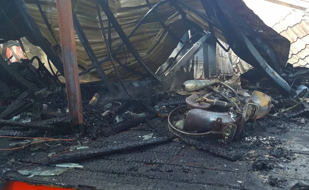 Cháy lớn thiêu rụi quán cà phê xe cổ ở Đà Lạt ảnh 4