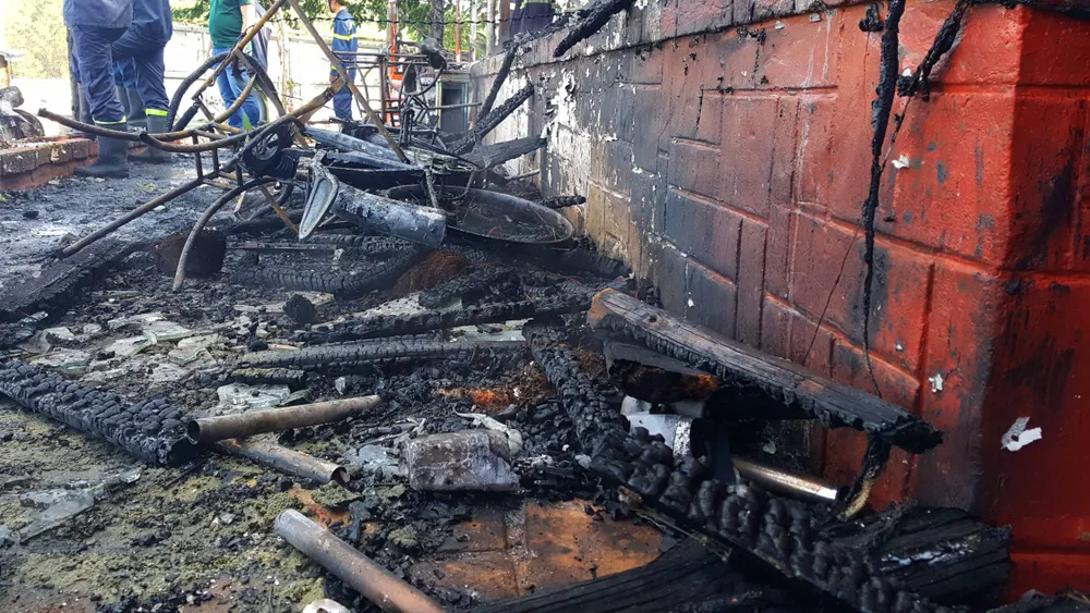 Cháy lớn thiêu rụi quán cà phê xe cổ ở Đà Lạt ảnh 6