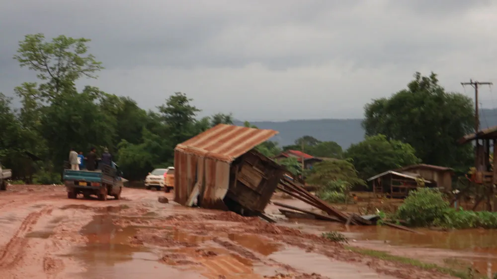 PV Báo SGGP ghi nhận tình hình cứu hộ người bị nạn trong vụ vỡ đập tại Lào ảnh 12