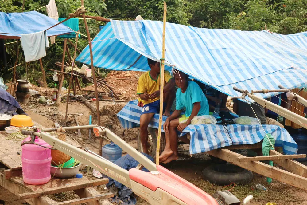 Sau 6 ngày, hiện trường nơi vỡ đập thủy điện ở Lào vẫn ngổn ngang ảnh 11