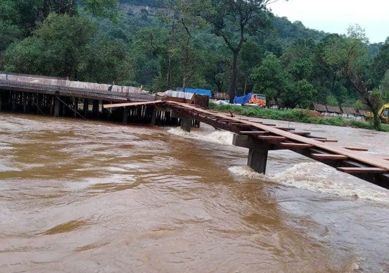 Sau 6 ngày, hiện trường nơi vỡ đập thủy điện ở Lào vẫn ngổn ngang ảnh 3