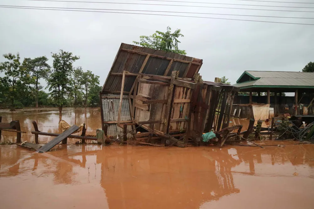 Bản làng xơ xác sau vụ vỡ đập thủy điện ở Lào ảnh 7