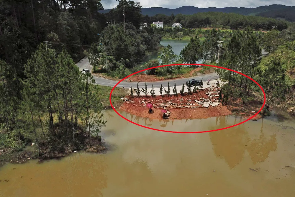 Thêm một công trình không phép ở hồ Tuyền Lâm bị tháo dỡ ảnh 1