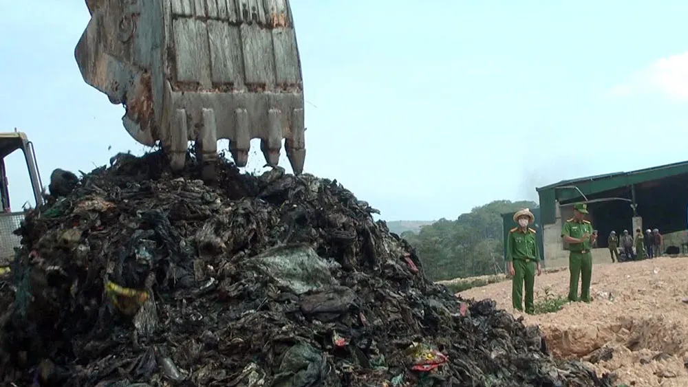 Nhà máy xử lý rác chôn rác “chui” bị phạt 350 triệu đồng ảnh 2