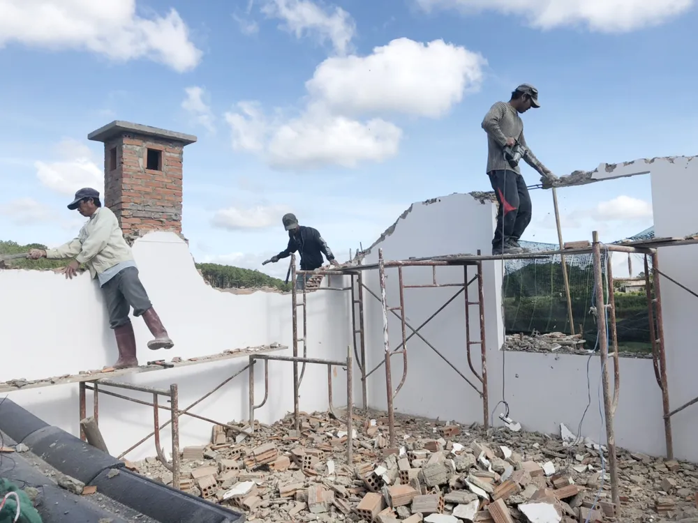 Tháo dỡ biệt thự trái phép ở Đà Lạt ảnh 2