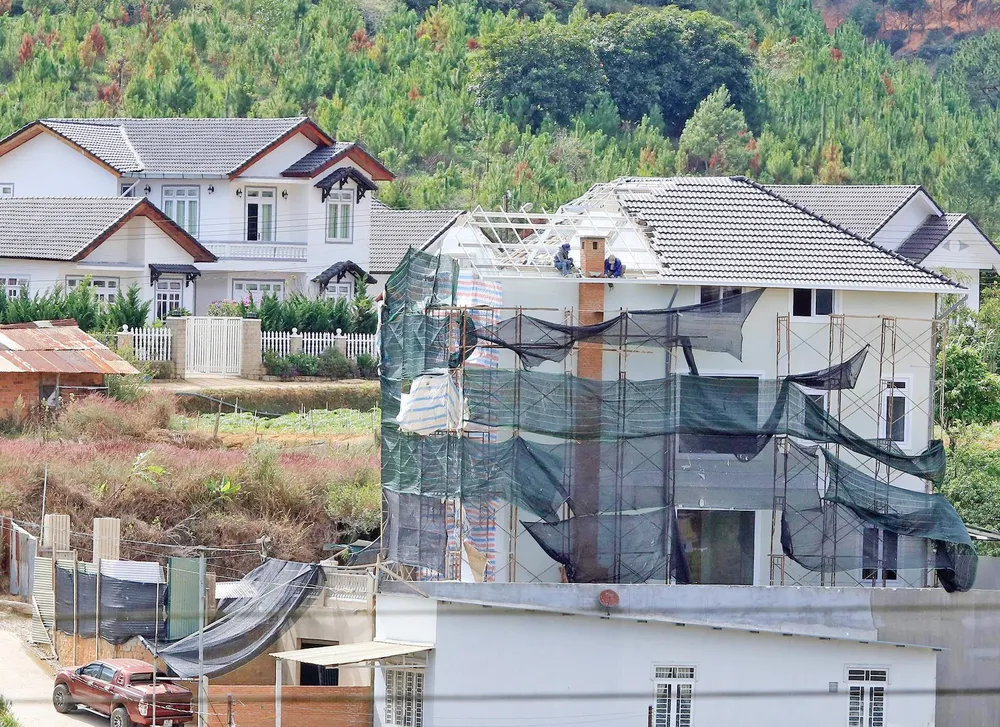 Tháo dỡ biệt thự trái phép ở Đà Lạt ảnh 3