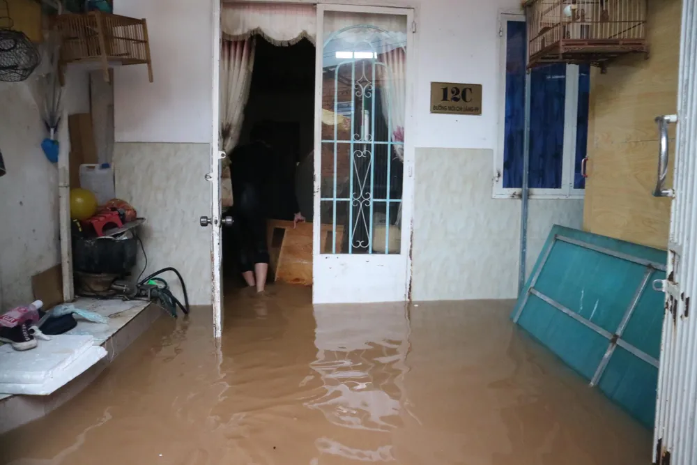 Đà Lạt mưa dữ dội kèm mưa đá, nhiều nơi ngập nặng ảnh 3