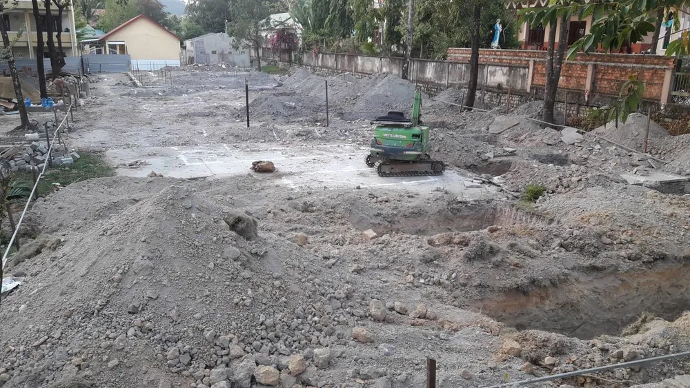 Dừng thi công trường học vì phát hiện đạn pháo ảnh 1