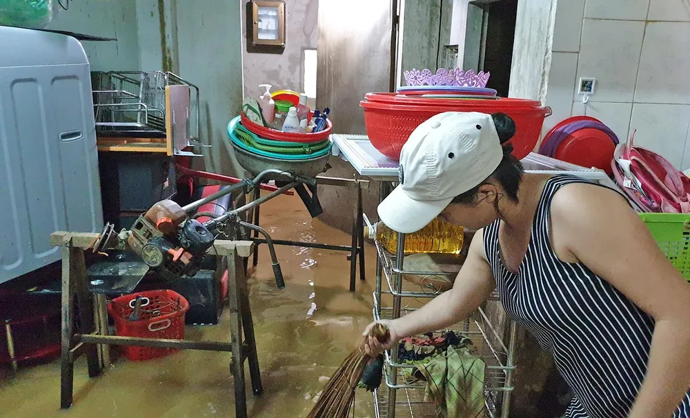 Nước lũ gây ngập nặng ở TP Bảo Lộc ảnh 1