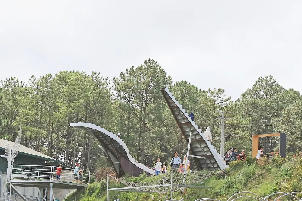 Buộc tháo dỡ 3 “đường lên thiên đường” ở Đà Lạt ảnh 3