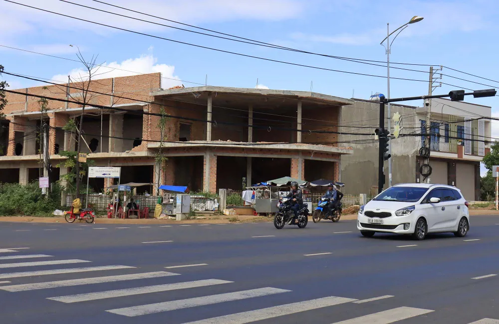 Kiểm điểm tổ chức, cá nhân để xảy ra xây dựng sai phép ở bến xe Di Linh - Lâm Đồng ảnh 2