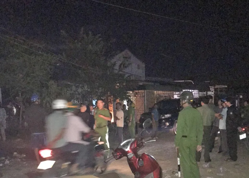 Cháy nhà khiến 4 người trong một gia đình tử vong  ảnh 1