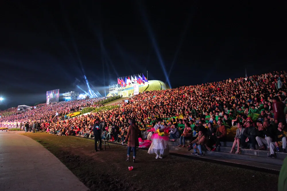 Rực rỡ đêm hội khai mạc Festival hoa Đà Lạt 2019 ảnh 2