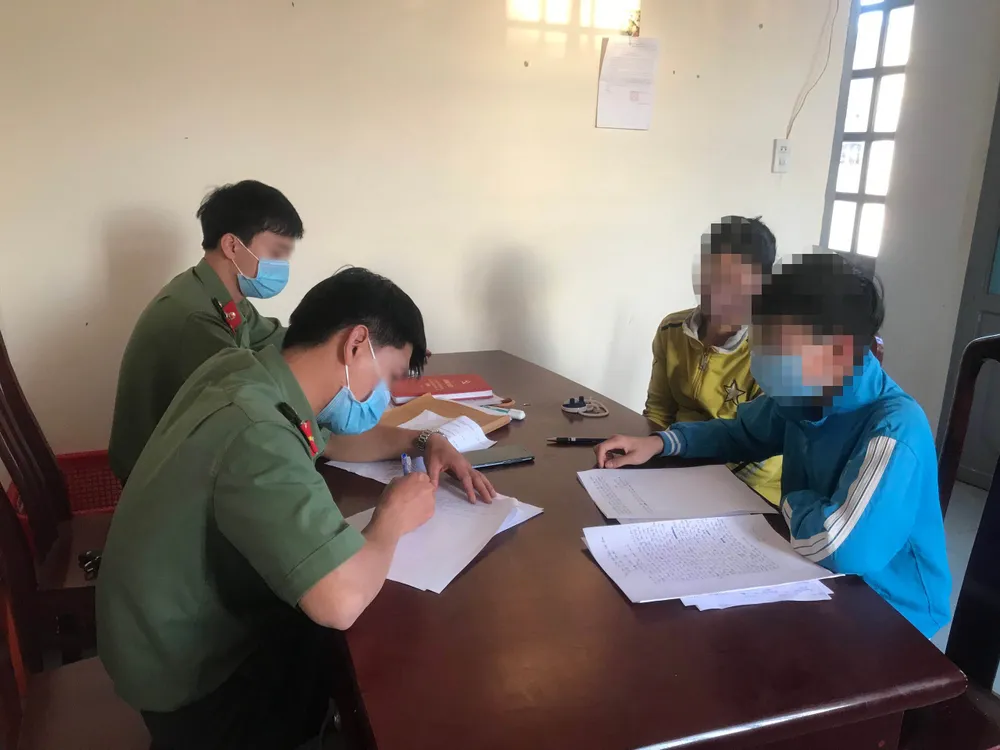 Triệu tập học sinh lớp 9 giả mạo văn bản của UBND tỉnh cho phép học sinh nghỉ học ảnh 1