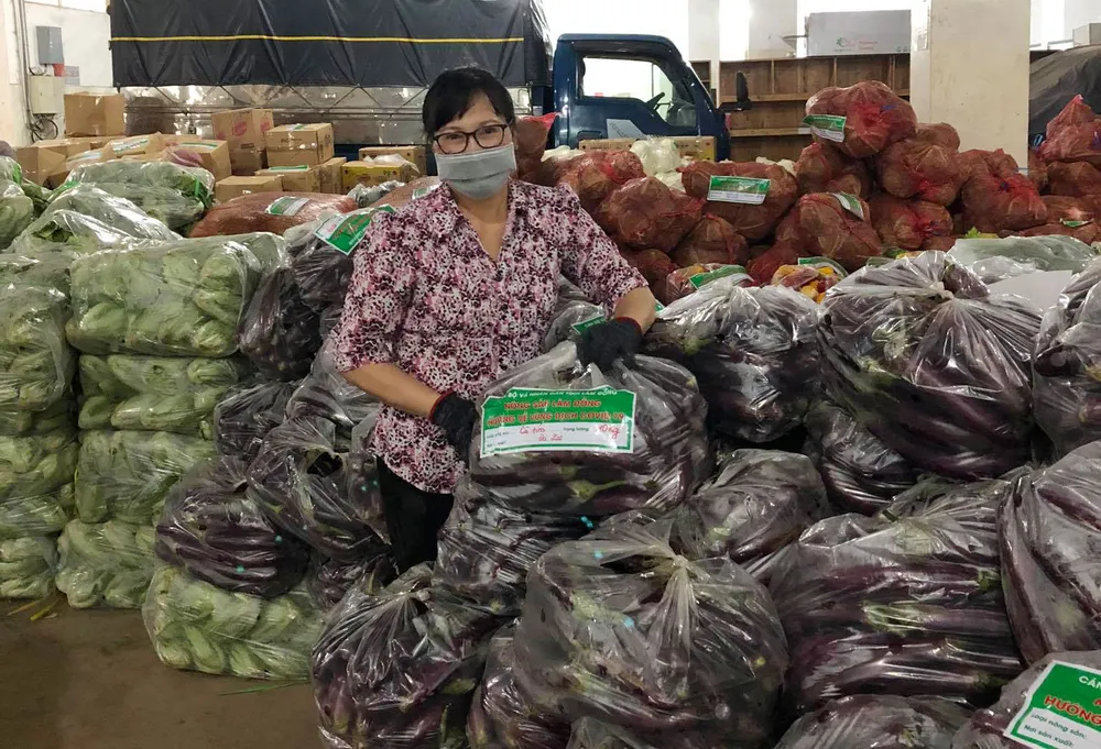 Lâm Đồng tiếp tục gửi 420 tấn rau, củ hỗ trợ các địa phương phòng, chống dịch ảnh 3
