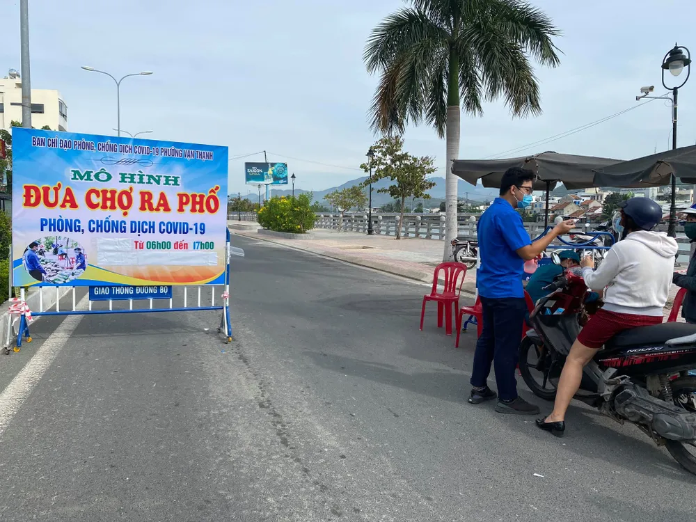 Nha Trang “đưa chợ ra phố” ở tất cả phường, xã ảnh 2